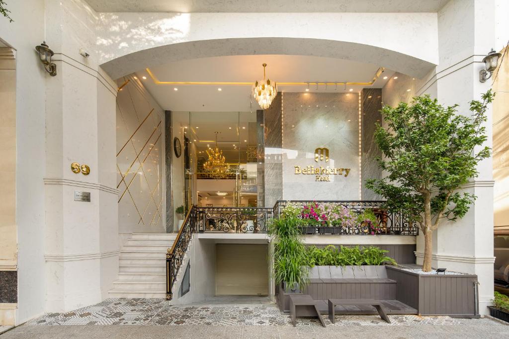 Bella Merry Hotel and Apartment