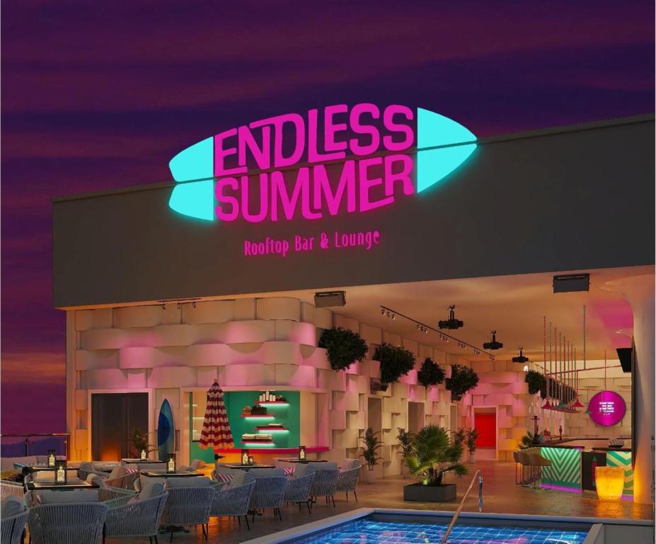 Wink Hotel Danang Riverside 